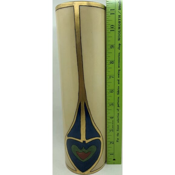 Belleek Willets Porcelain Vase With Hand-Painted Gold Accents & Heart Motif - Picture 10 of 12